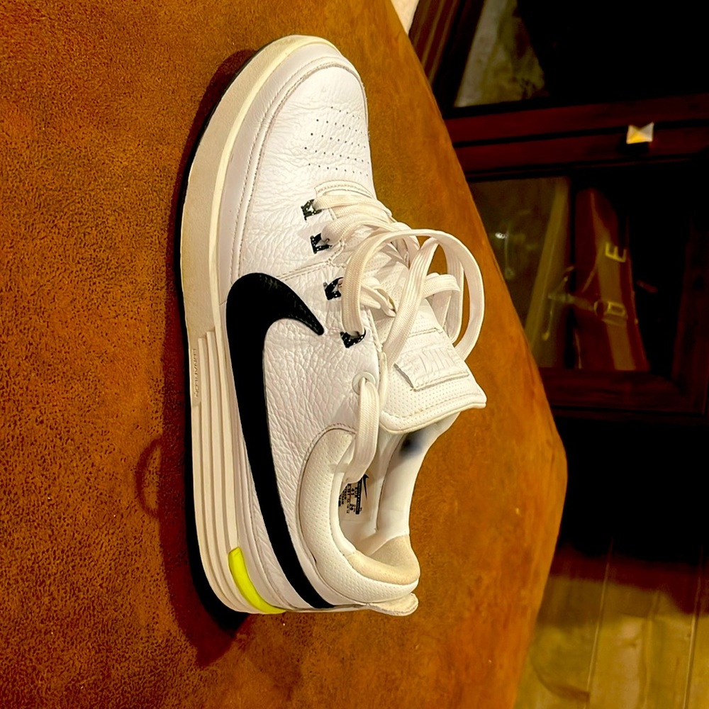 Nike Golf Lunar Fly sz 8